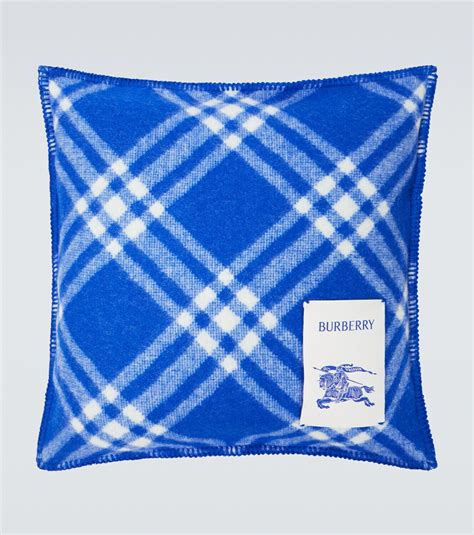 kussen burberry kopen|Burberry Cushions for Women .